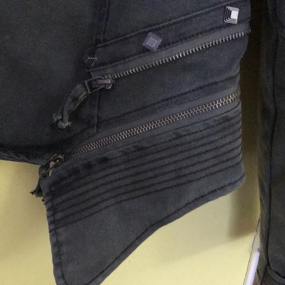 Jacket - Picture 2 of 7